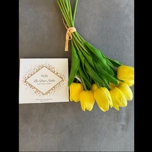 PUR Makeup Be Your Selfie Eyeshadow Pallete new in box